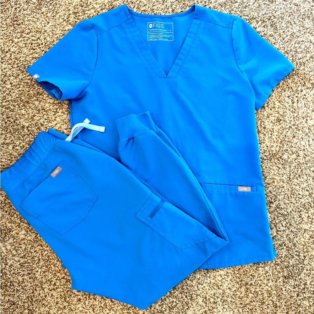 Figs scrub set
